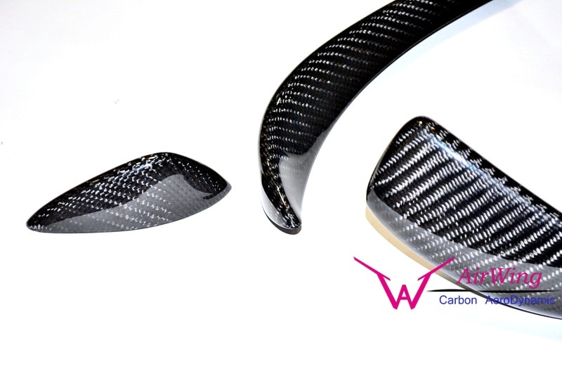 Mercedes-Benz W205 carbon front canards 6